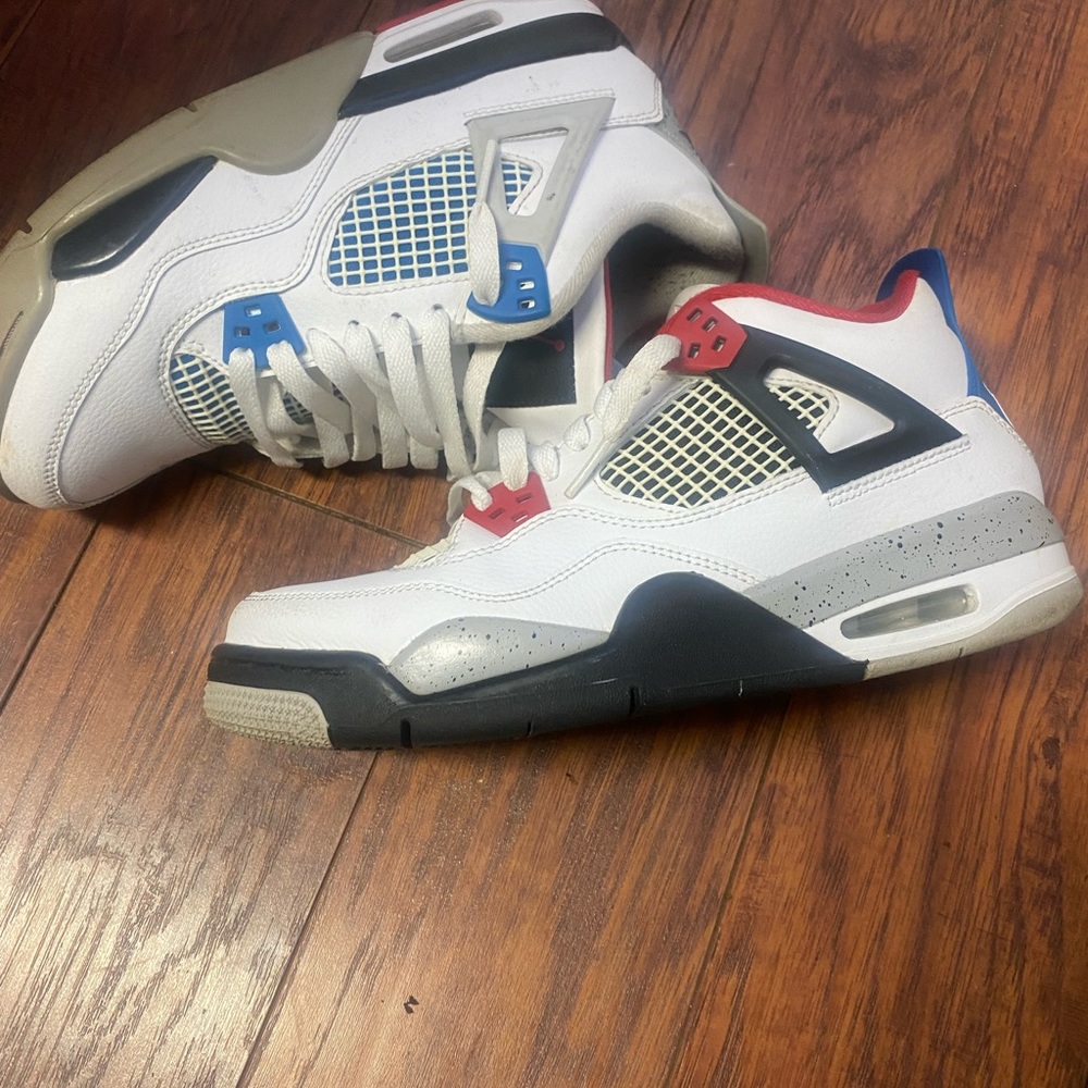 Jordan 4s